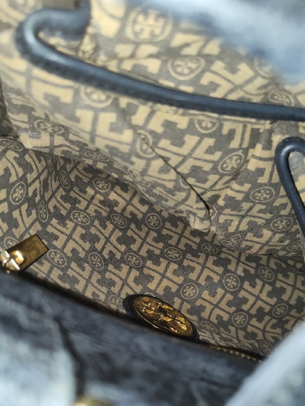Tory Burch Holland Black And Gold Detailing Satchel - Picture 7 of 9